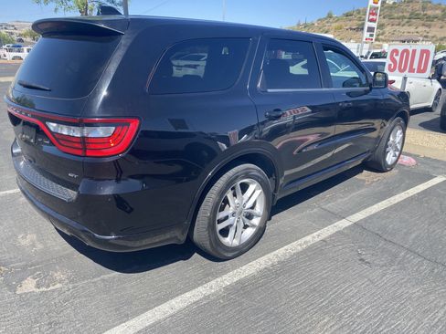 Used 2023 Dodge Durango GT RWD image 4