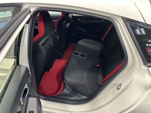 Used 2024 Honda Civic Type R image 22