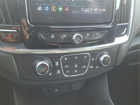 Certified 2023 Chevrolet Traverse LT FWD image 16