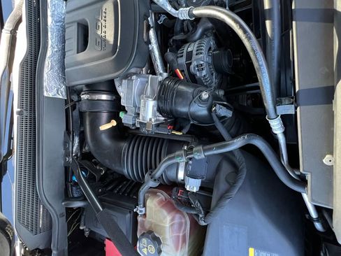 Used 2016 Chevrolet Silverado 2500 LT w/ LT Convenience Package image 14