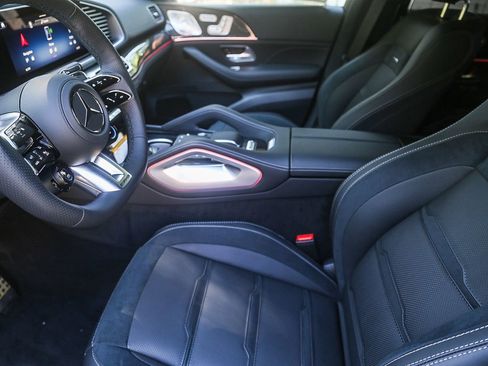 New 2026 Mercedes-Benz GLS 63 AMG 4MATIC image 17