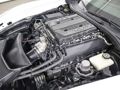 Used 2017 Chevrolet Corvette Z06 w/ Z07 Performance Package RWD image 20