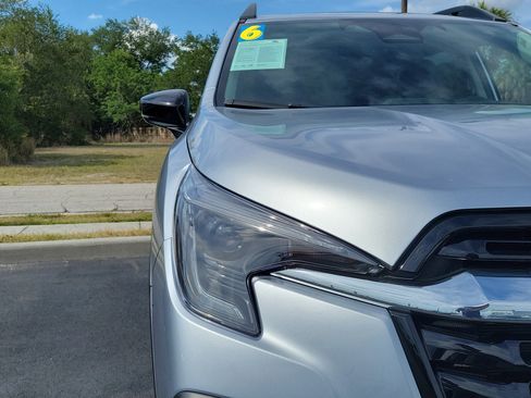 Certified 2026 Subaru Ascent Limited AWD/4WD image 7