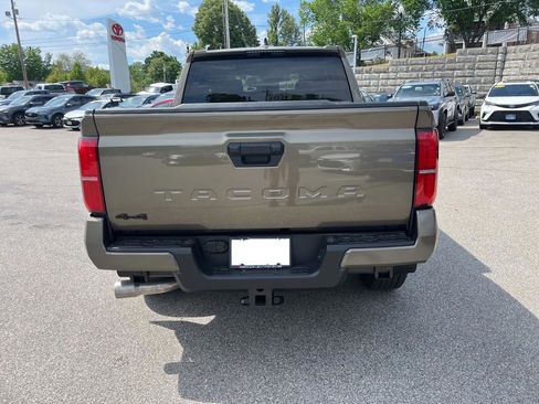 New 2026 Toyota Tacoma TRD Sport AWD/4WD image 4
