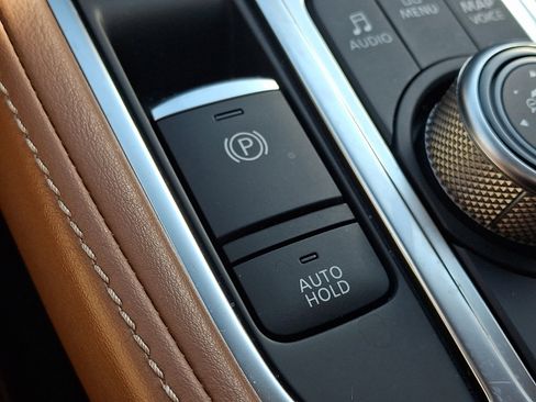 Used 2023 INFINITI QX60 Sensory w/ Cargo Package image 25