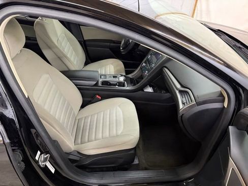 Used 2018 Ford Fusion S image 19