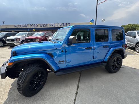 Used 2021 Jeep Wrangler Unlimited Sahara image 13
