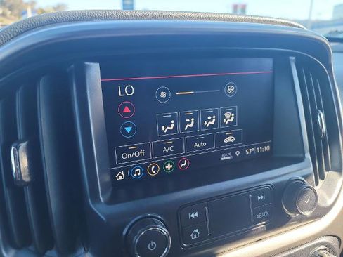 Used 2021 Chevrolet Colorado Z71 w/ Safety Package image 13