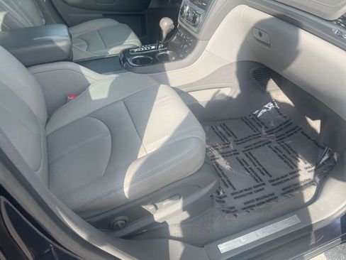 Used 2015 GMC Acadia SLT AWD/4WD image 13