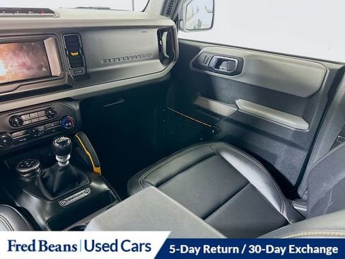 Used 2023 Ford Bronco Badlands image 23