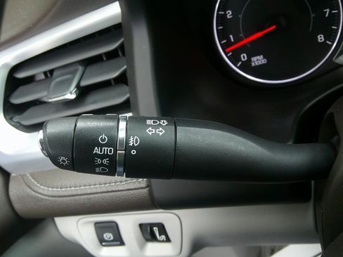 Used 2017 GMC Acadia SLT image 21