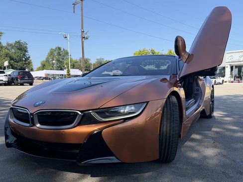 Used 2019 BMW i8 Roadster AWD/4WD image 25