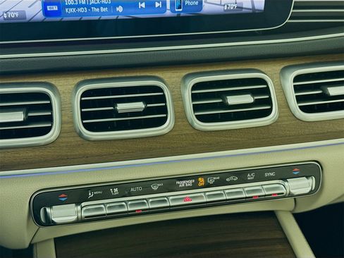 Certified 2025 Mercedes-Benz GLE 350 4MATIC image 17