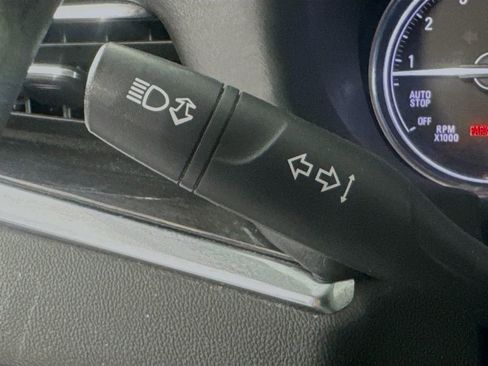 Used 2018 Buick Enclave Essence w/ Trailering Package image 12