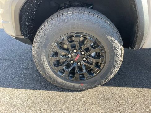 Used 2026 GMC Canyon Elevation w/ Convenience Package AWD/4WD image 10