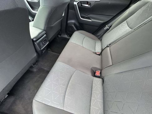 Used 2025 Toyota RAV4 XLE FWD image 11