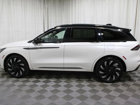 Certified 2024 Lincoln Nautilus Black Label w/ Jet Appearance Package (87T) image 35