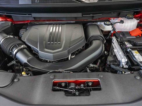 New 2026 Chevrolet Traverse LT w/ LPO, Floor Liner Package image 12