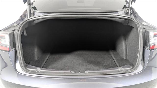 Used 2023 Tesla Model 3 Standard Range RWD image 18
