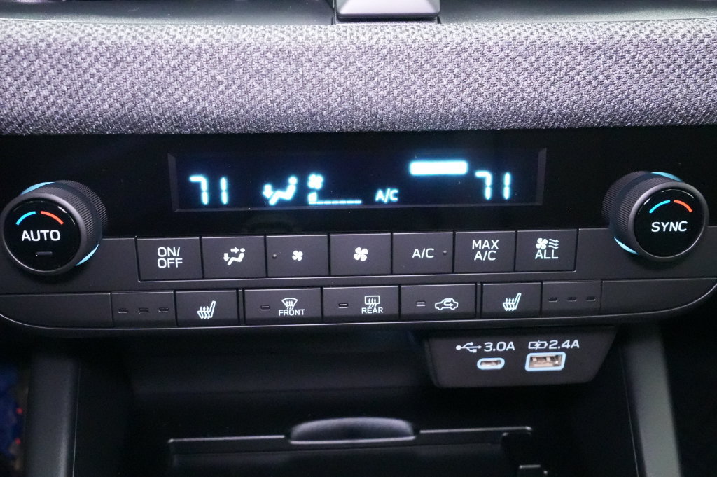 New 2026 Subaru Outback Limited AWD/4WD image 34