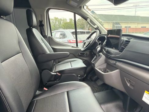 New 2026 Ford Transit 250 Low Roof RWD image 8