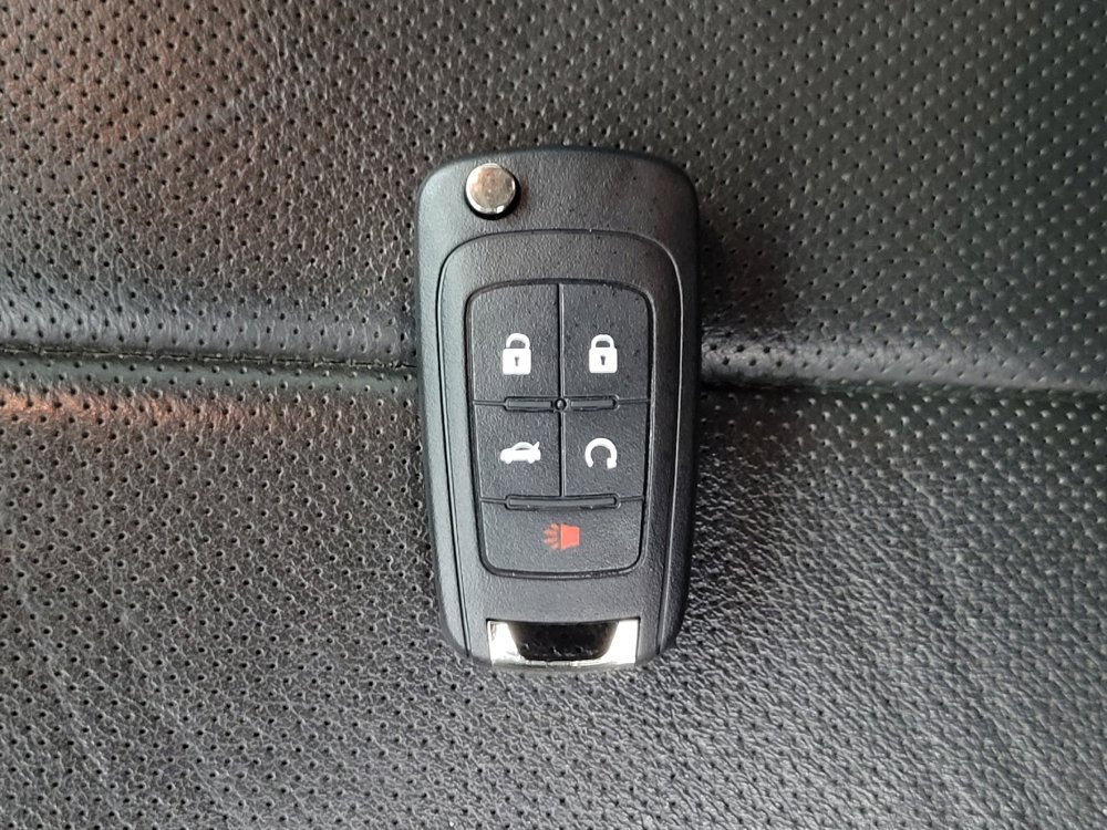 Used 2017 Chevrolet Equinox Premier w/ Enhanced Convenience Package AWD/4WD image 32