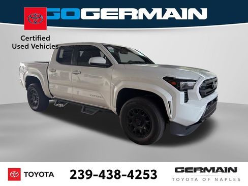 Used 2025 Toyota Tacoma SR5 RWD image 9