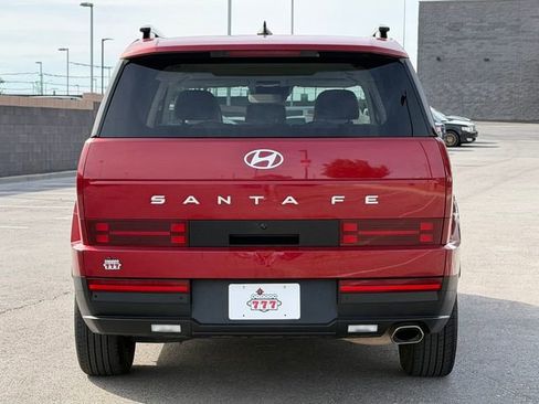 Used 2024 Hyundai Santa Fe SEL FWD image 5