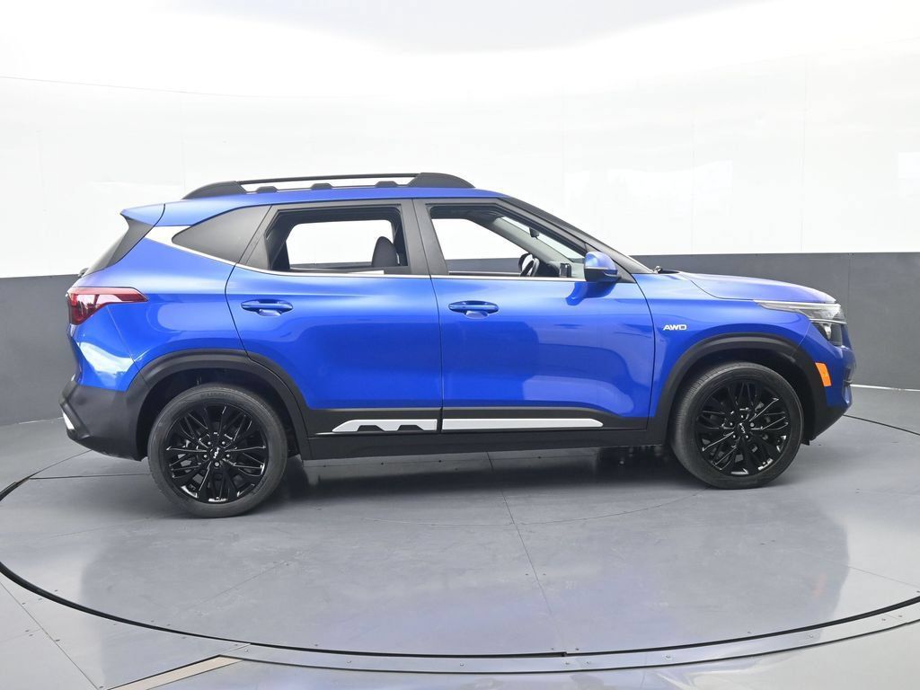 Used 2023 Kia Seltos Nightfall Edition AWD/4WD image 7
