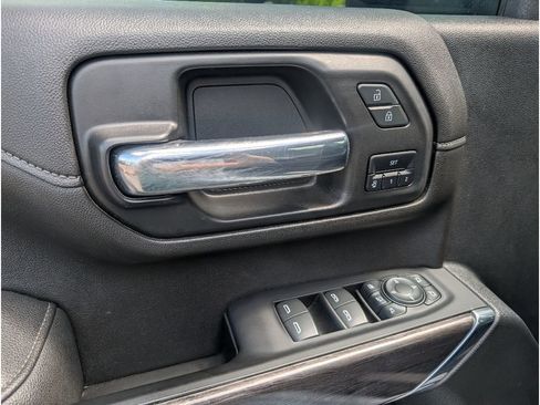 Used 2022 Chevrolet Silverado 3500 LTZ w/ LTZ Plus Package AWD/4WD image 16