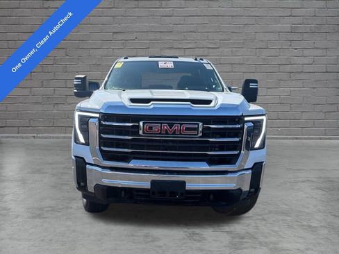 Used 2025 GMC Sierra 2500 SLE w/ SLE Value Package; AWD/4WD image 2