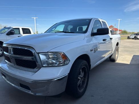 Used 2019 RAM 1500 Tradesman w/ Chrome Plus Package image 4