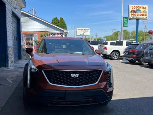 Used 2019 Cadillac XT4 Sport AWD/4WD image 3