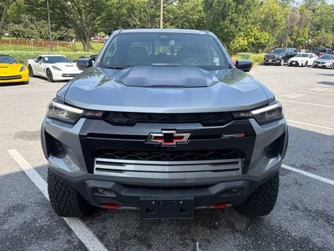 Used 2024 Chevrolet Colorado ZR2 w/ ZR2 Convenience Package III AWD/4WD image 10