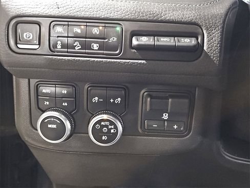 Certified 2022 GMC Yukon Denali w/ Max Trailering Package image 27