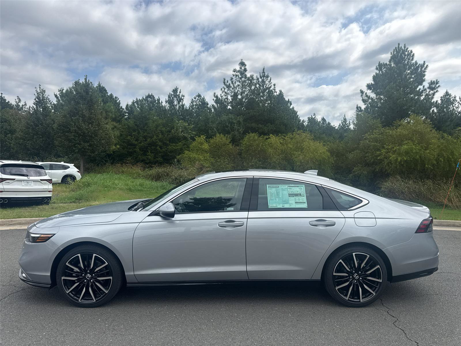 New 2026 Honda Accord Hybrid Touring image 4
