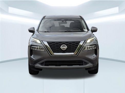 Used 2021 Nissan Rogue SV FWD image 12