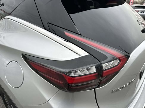 Used 2023 Nissan Murano SV image 9