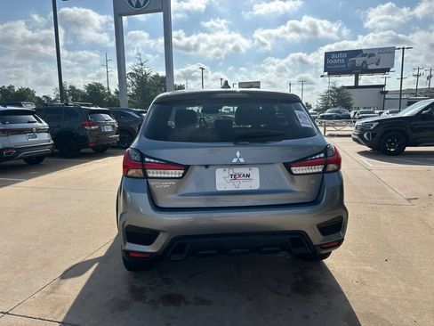 Used 2025 Mitsubishi Outlander Sport SE AWD/4WD image 6