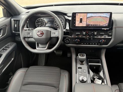 New 2026 Nissan Pathfinder Rock Creek image 12