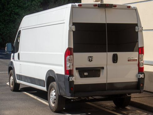 Used 2019 RAM ProMaster 2500 FWD image 5