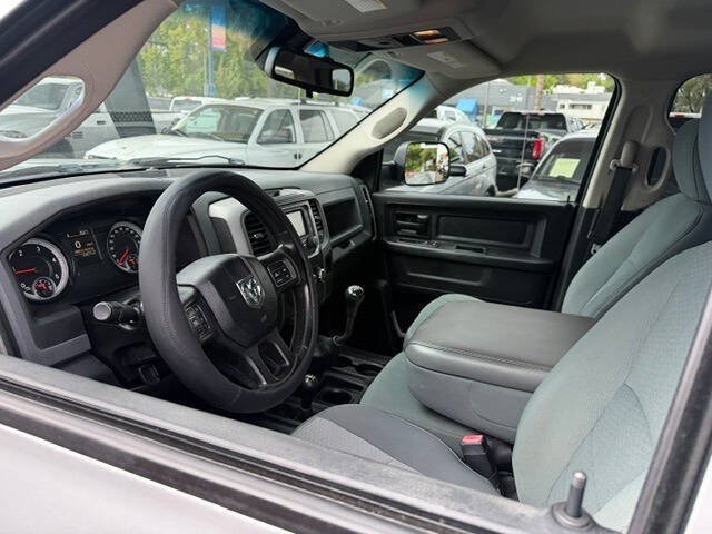 Used 2015 RAM 2500 Tradesman w/ Chrome Appearance Group AWD/4WD image 19