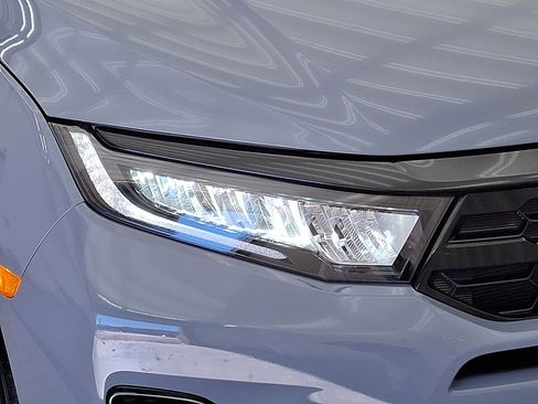 Used 2025 Honda Odyssey Elite image 28