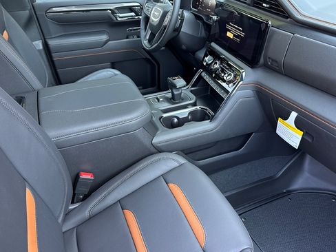 New 2026 GMC Sierra 1500 AT4 w/ Technology Package AWD/4WD image 16
