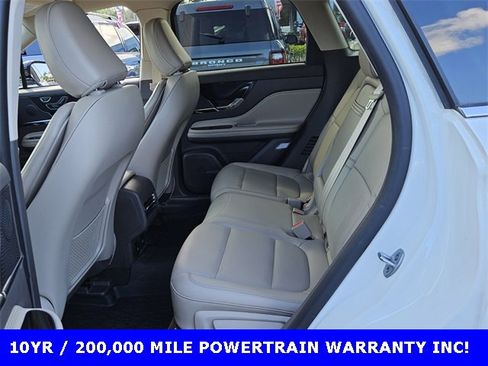 Used 2023 Lincoln Corsair Standard w/ Equipment Group 101A image 9