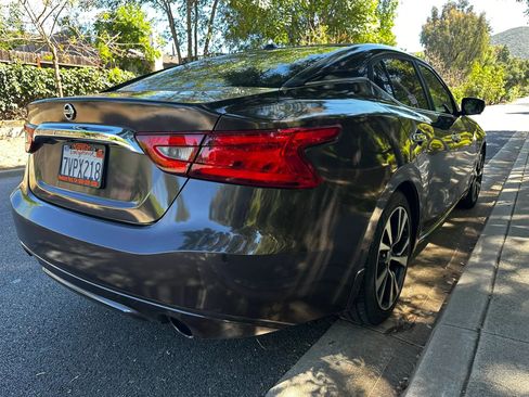 Used 2016 Nissan Maxima Platinum image 6