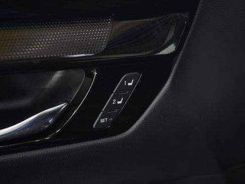 Used 2024 Honda CR-V EX-L image 23