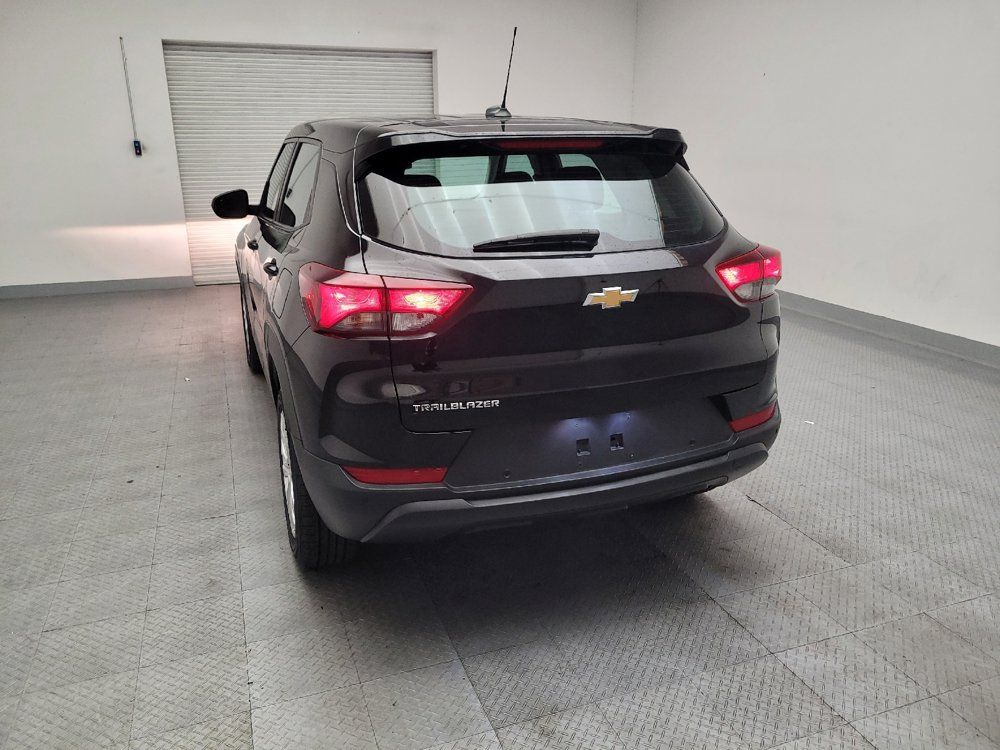 Used 2022 Chevrolet TrailBlazer LS FWD image 6