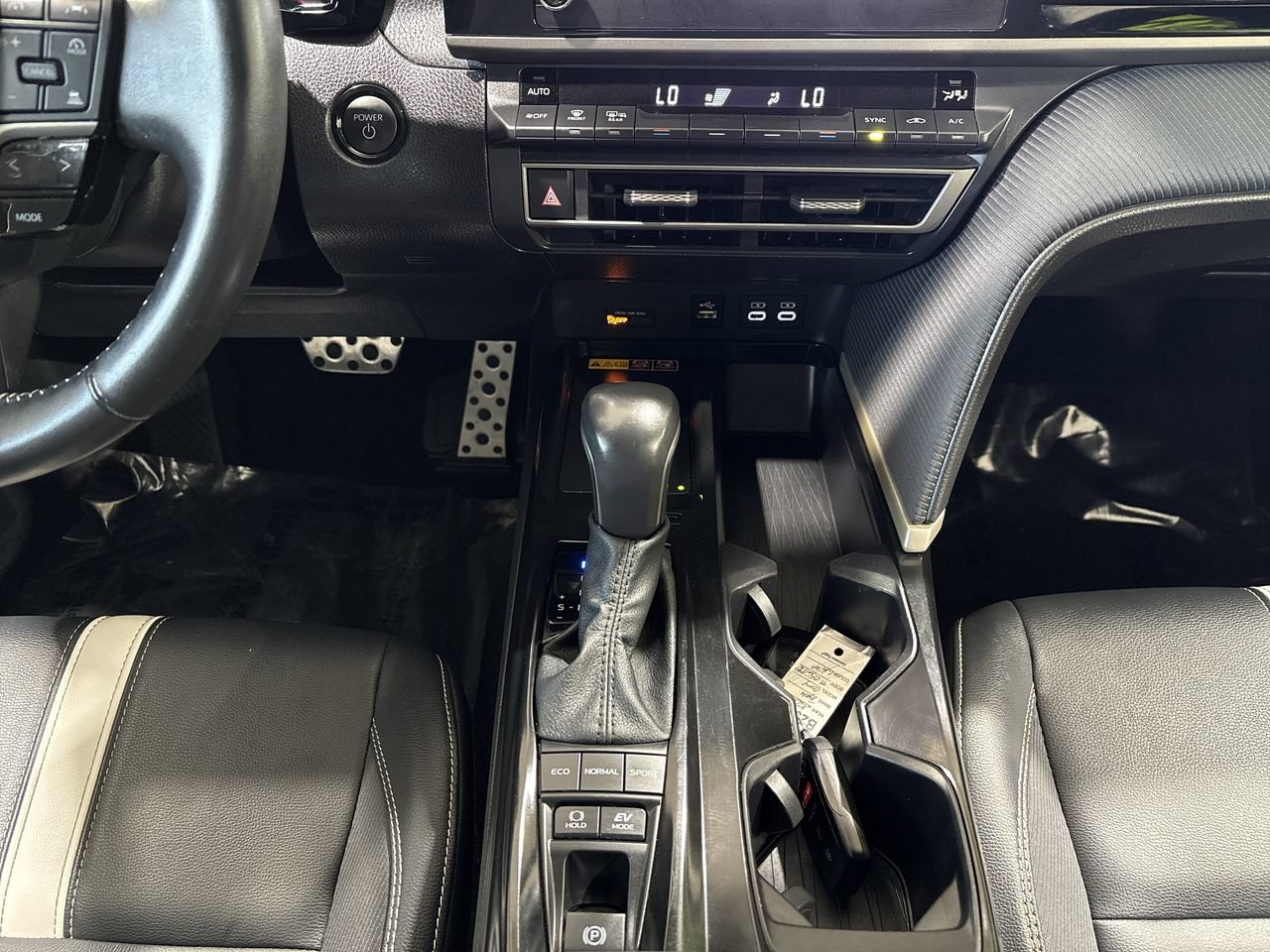 Certified 2025 Toyota Camry SE FWD image 21