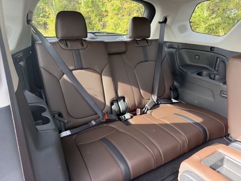 New 2026 Honda Pilot Touring image 18